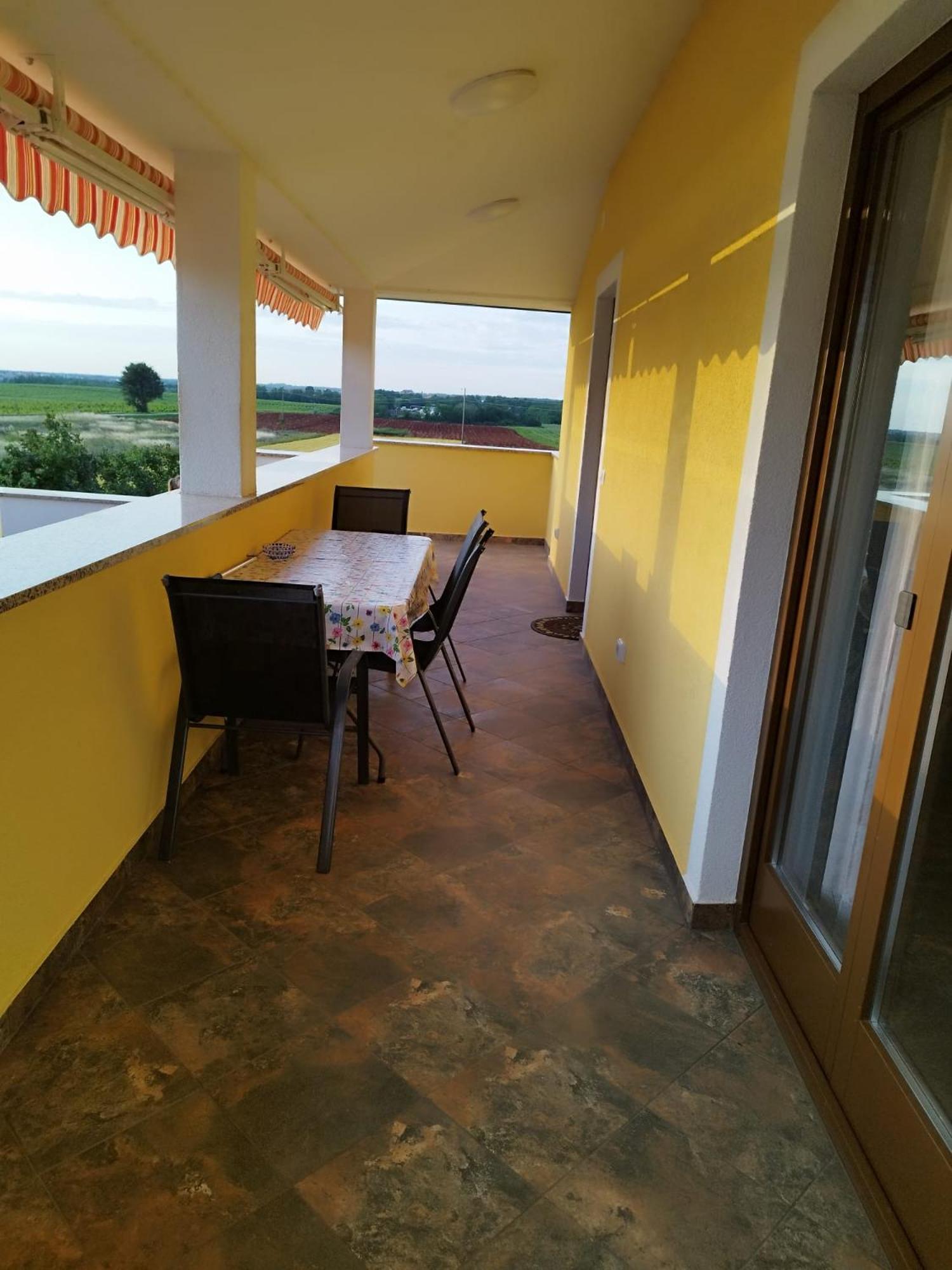 Apartment Nika's Sea View Oasis Seget (Umag)